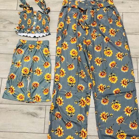 Baileys Blossoms Other - Baileys Blossoms sunflower mom + me bundle L/2T